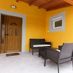 Apartment Matina Sampatiki