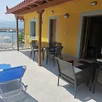 Matina Apartment Sampatiki