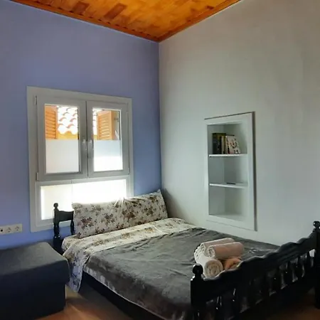 Matina Appartement Sampatiki